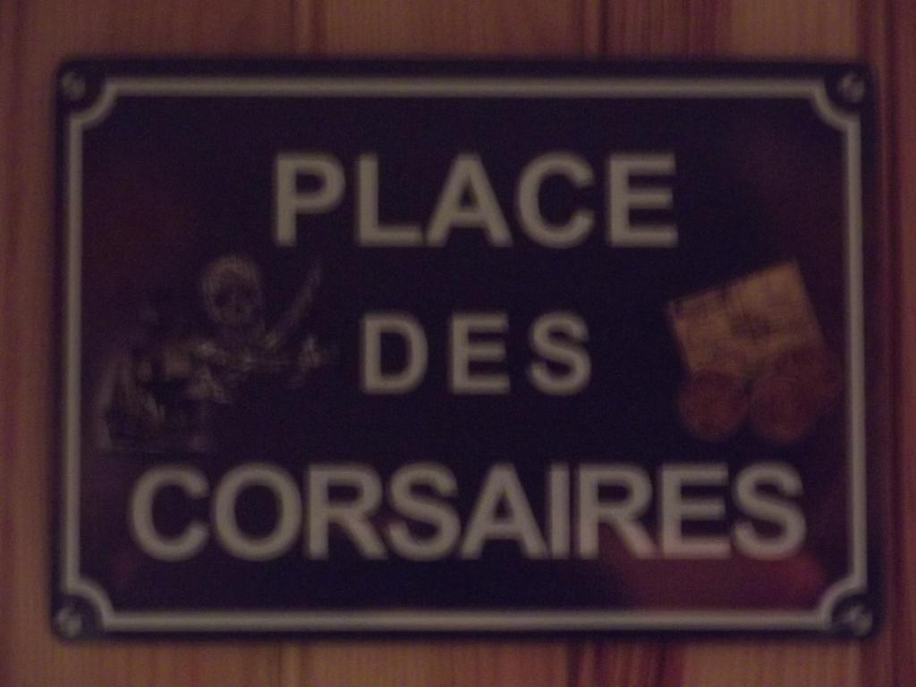 Les Comptoirs Apartment Сен Мало Екстериор снимка